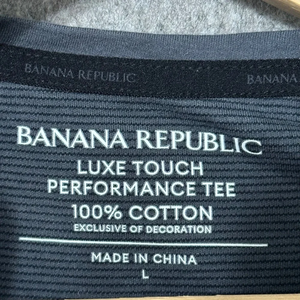 Banana Republic Performance‎ Tee Mens Large Gray Luxe Touch Short Sleeve T-Shirt